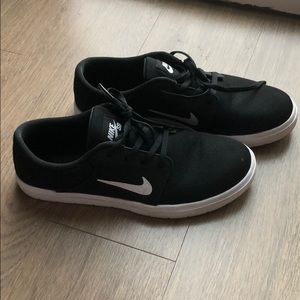 Nike SB’s 7.5